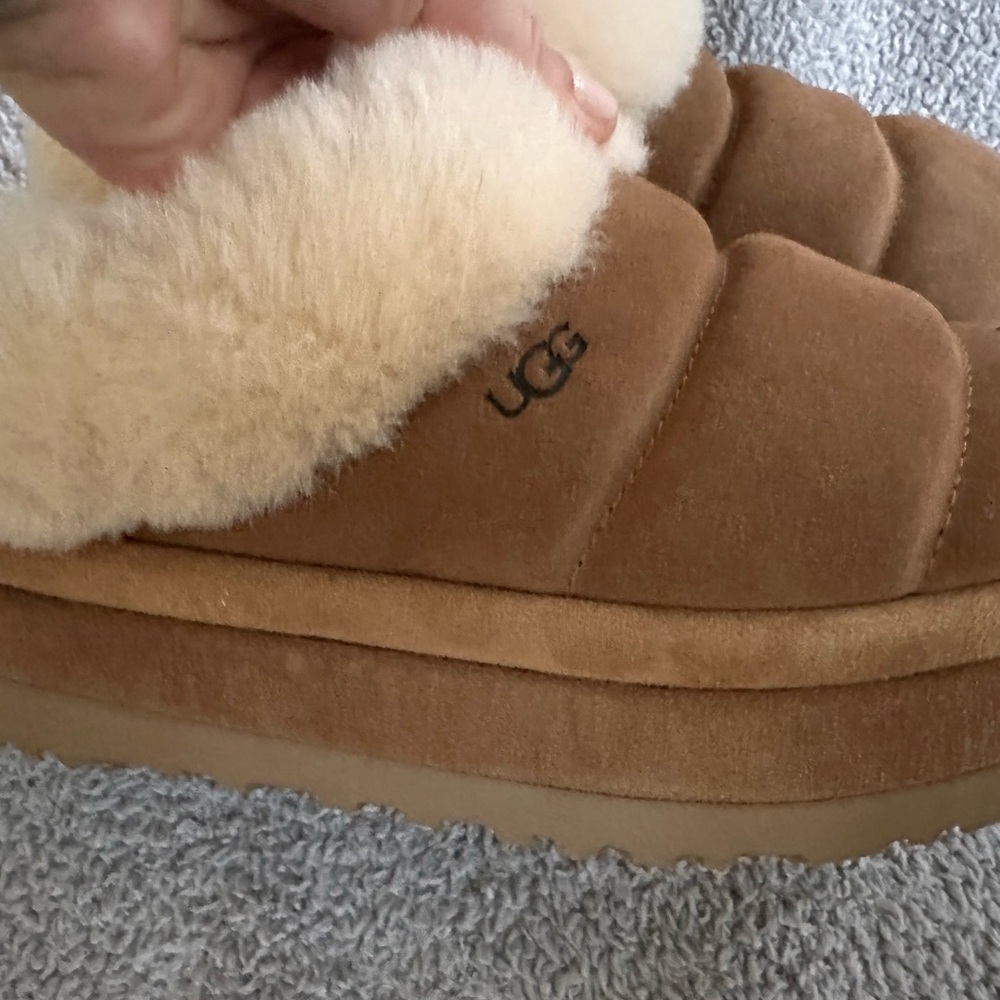 UGG Chestnut Brown Shearling-Lined Platform Slipp… - image 7